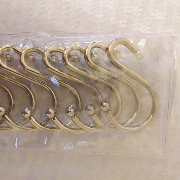 Silver Shower/Curtain hooks/rings - Picture 3 of 4